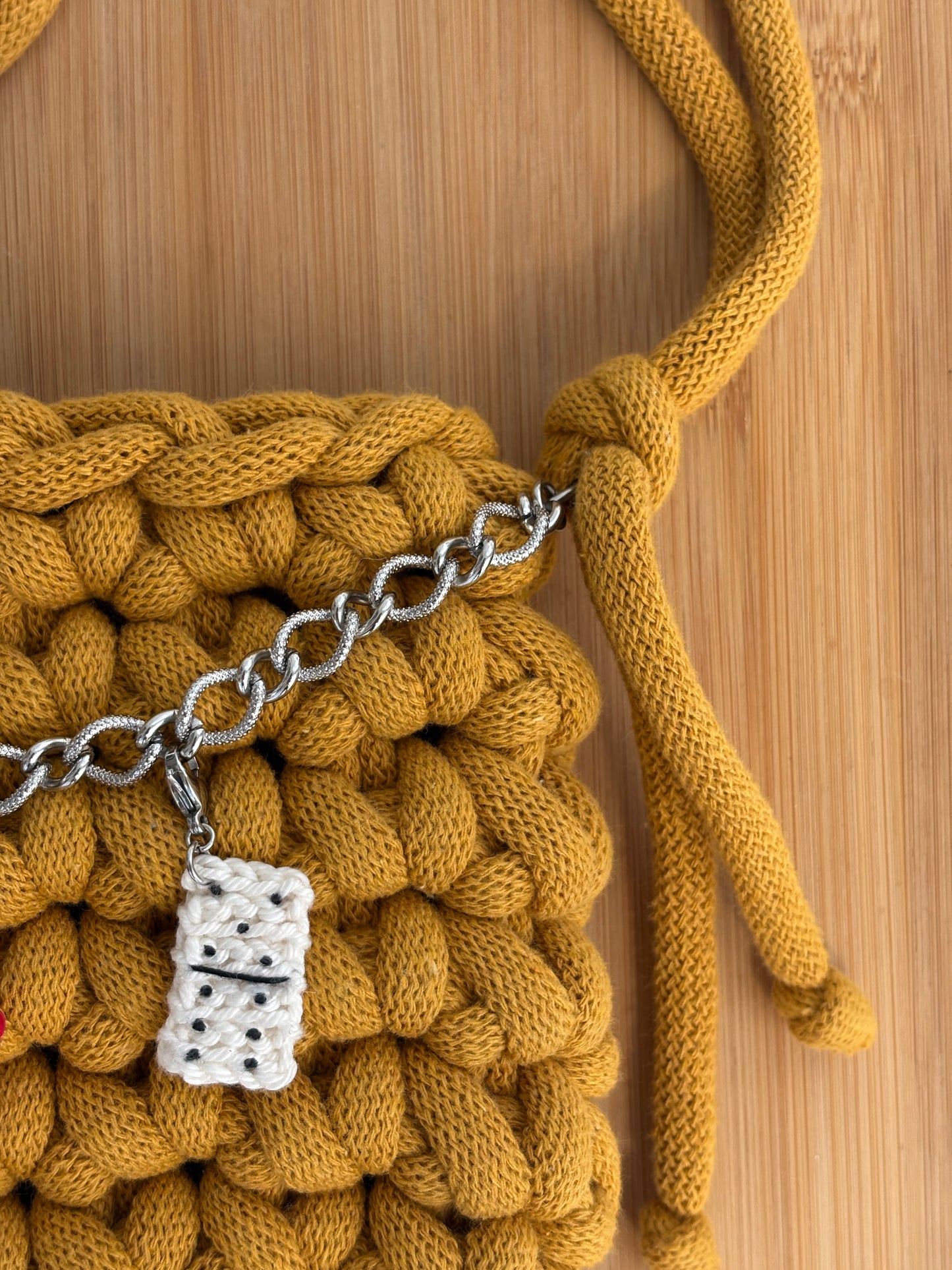 Cartera La Bori con Charms