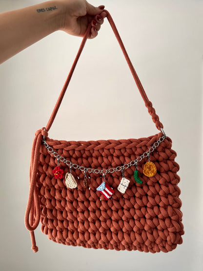 Cartera Regina con Charms